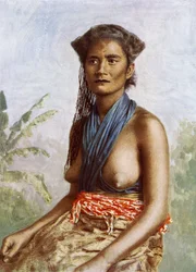 Fijiansk kvinne i tradisjonell drakt, ca. 1900